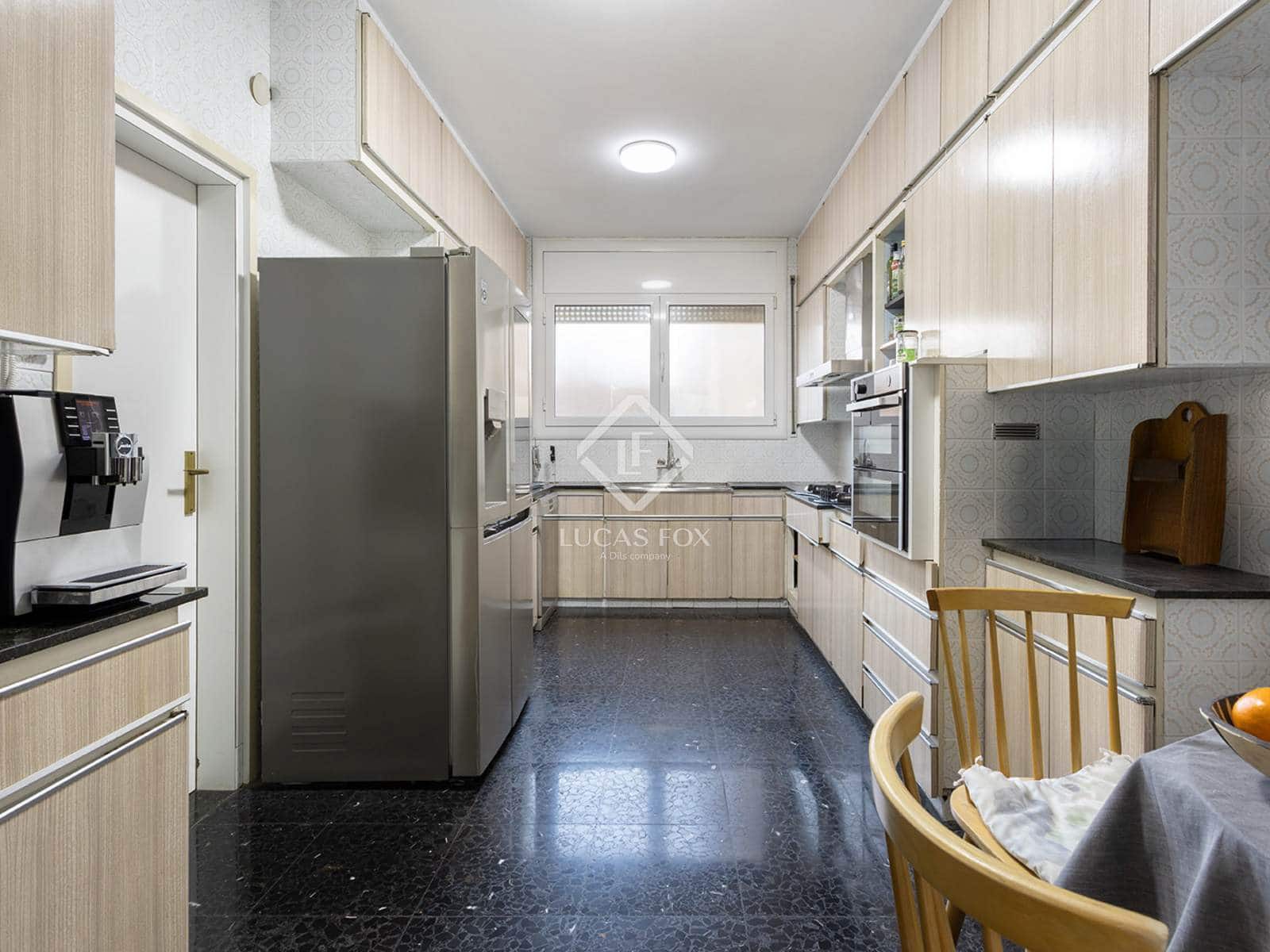 4 slaapkamer Appartement te koop in Barcelona stad met garage - € 1.099.000 (Ref: 9450850)