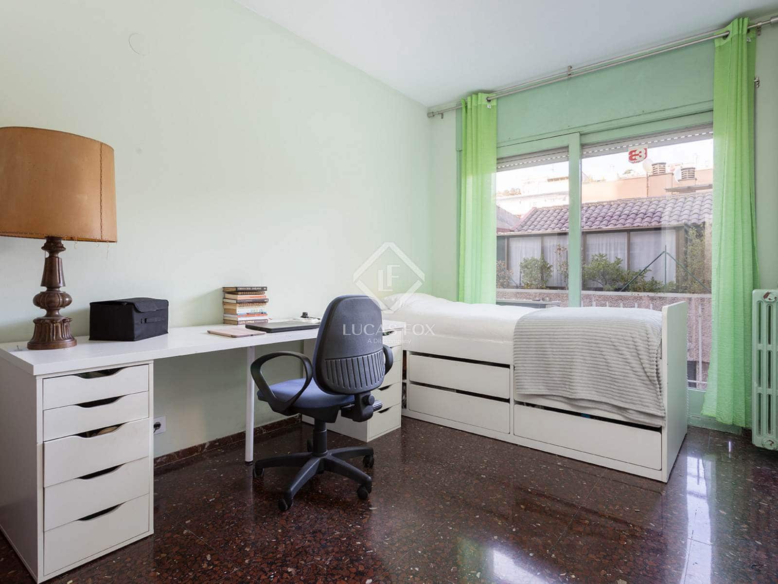 4 slaapkamer Appartement te koop in Barcelona stad met garage - € 1.099.000 (Ref: 9450850)