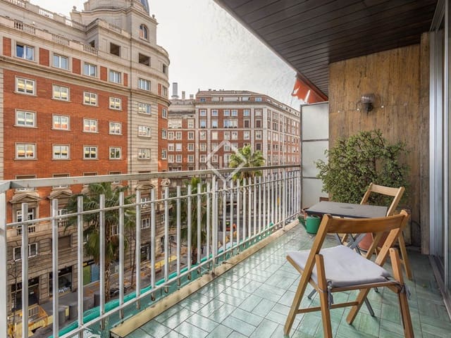 4 slaapkamer Appartement te koop in Barcelona stad met garage - € 1.099.000 (Ref: 9450850)
