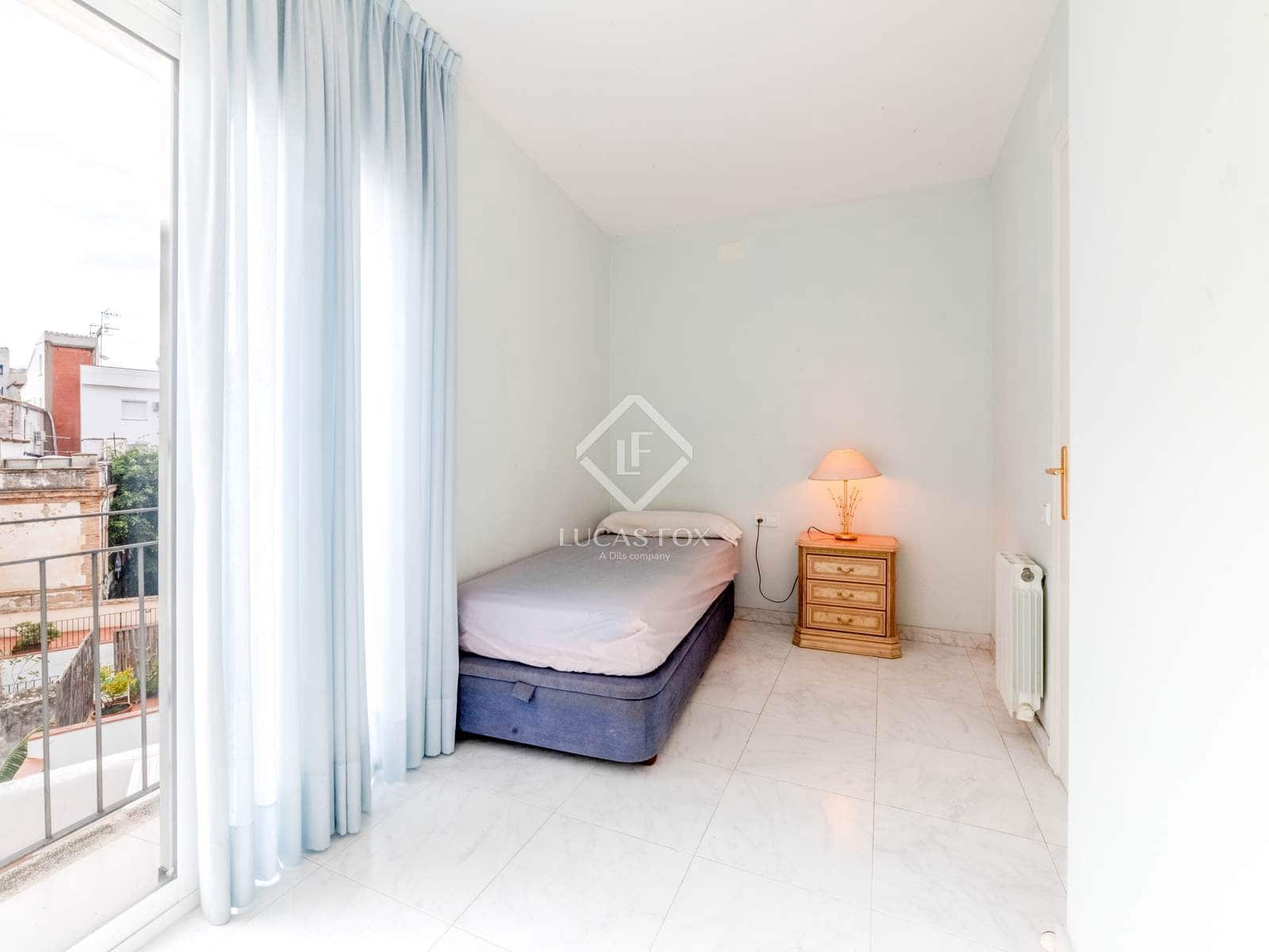 3 slaapkamer Penthouse te koop in Sitges met garage - € 895.000 (Ref: 9451496)