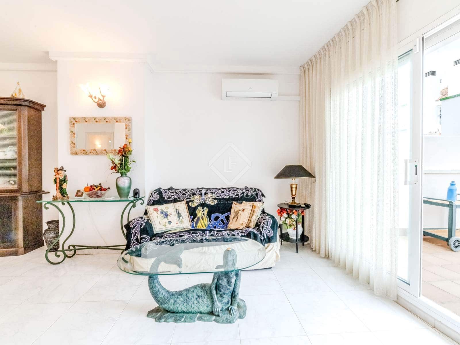 3 slaapkamer Penthouse te koop in Sitges met garage - € 895.000 (Ref: 9451496)