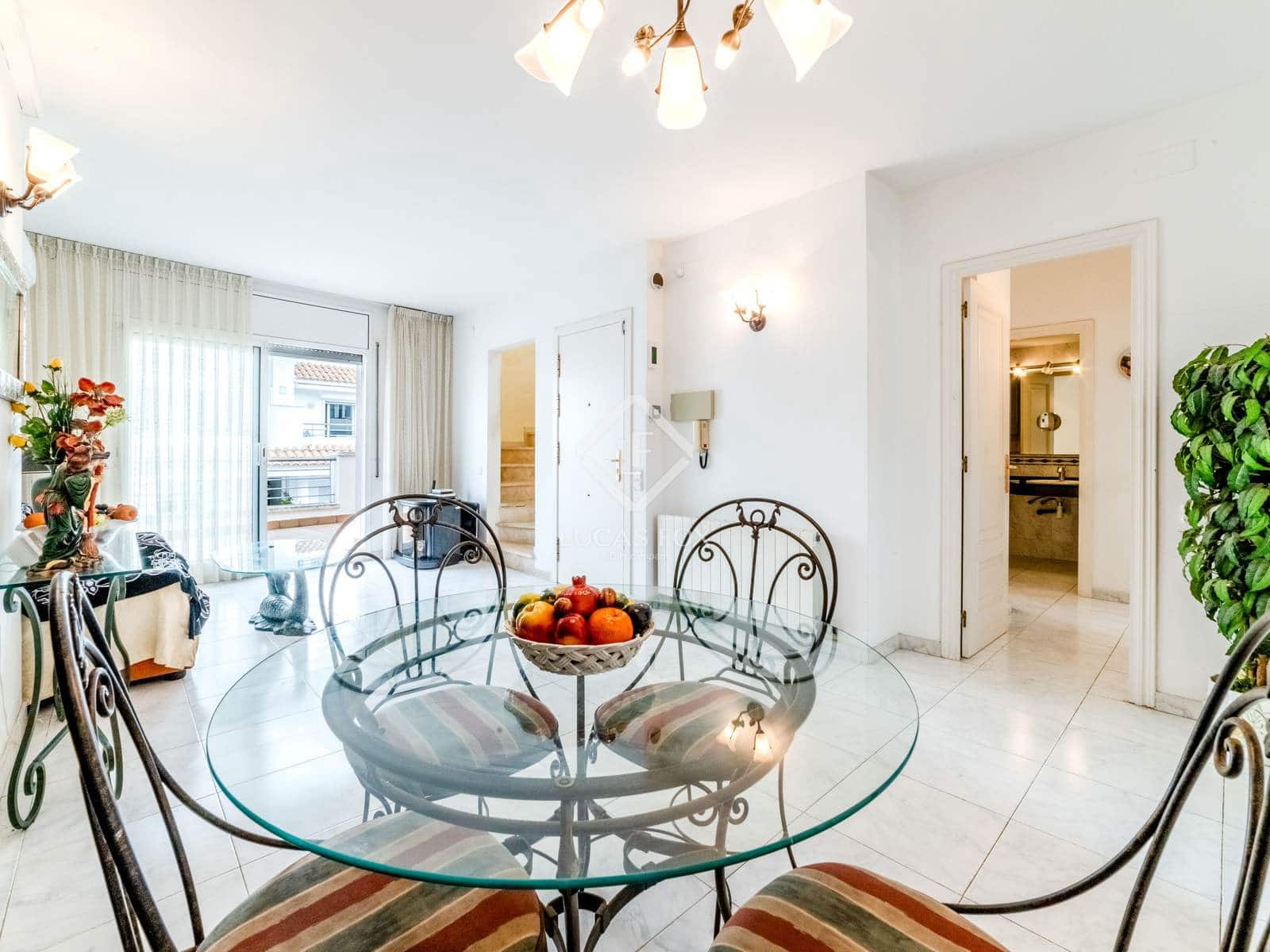 3 slaapkamer Penthouse te koop in Sitges met garage - € 895.000 (Ref: 9451496)