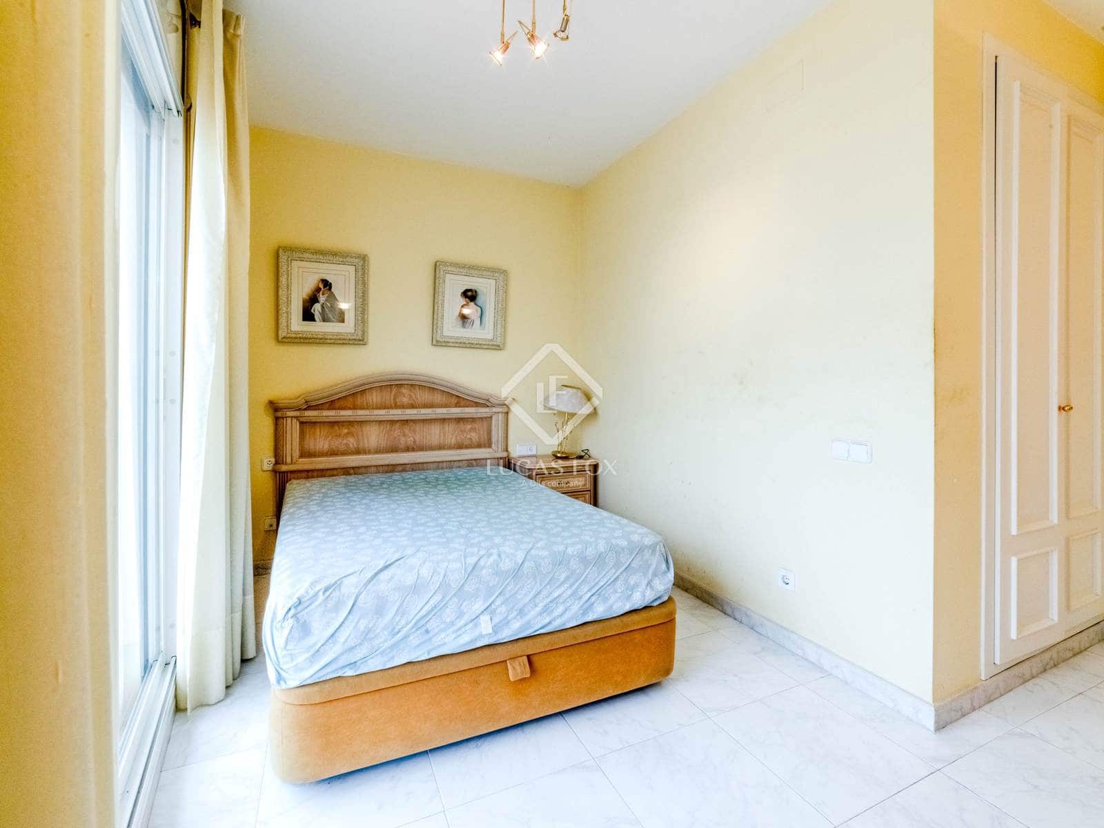 3 slaapkamer Penthouse te koop in Sitges met garage - € 895.000 (Ref: 9451496)