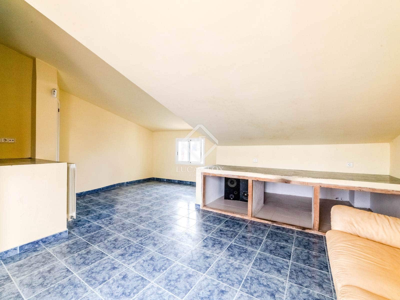 3 slaapkamer Penthouse te koop in Sitges met garage - € 895.000 (Ref: 9451496)