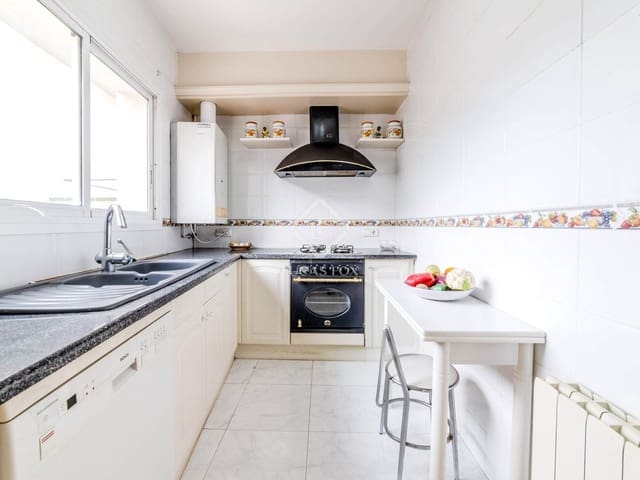 3 soverom Penthouse til salgs i Sitges med garasje - € 849 000 (Ref: 9451496)