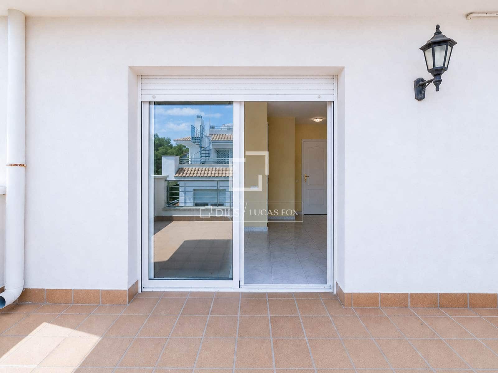 3 bedroom Penthouse for sale in Sitges with garage - € 849,000 (Ref: 9451496)