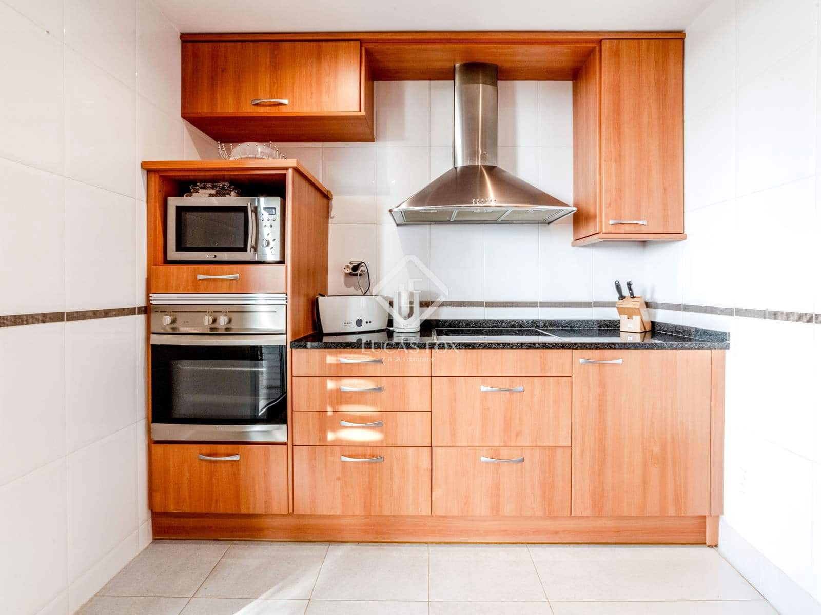 Apartamento de 3 habitaciones en Sant Pere de Ribes en venta con piscina garaje - 630.000 € (Ref: 9451497)