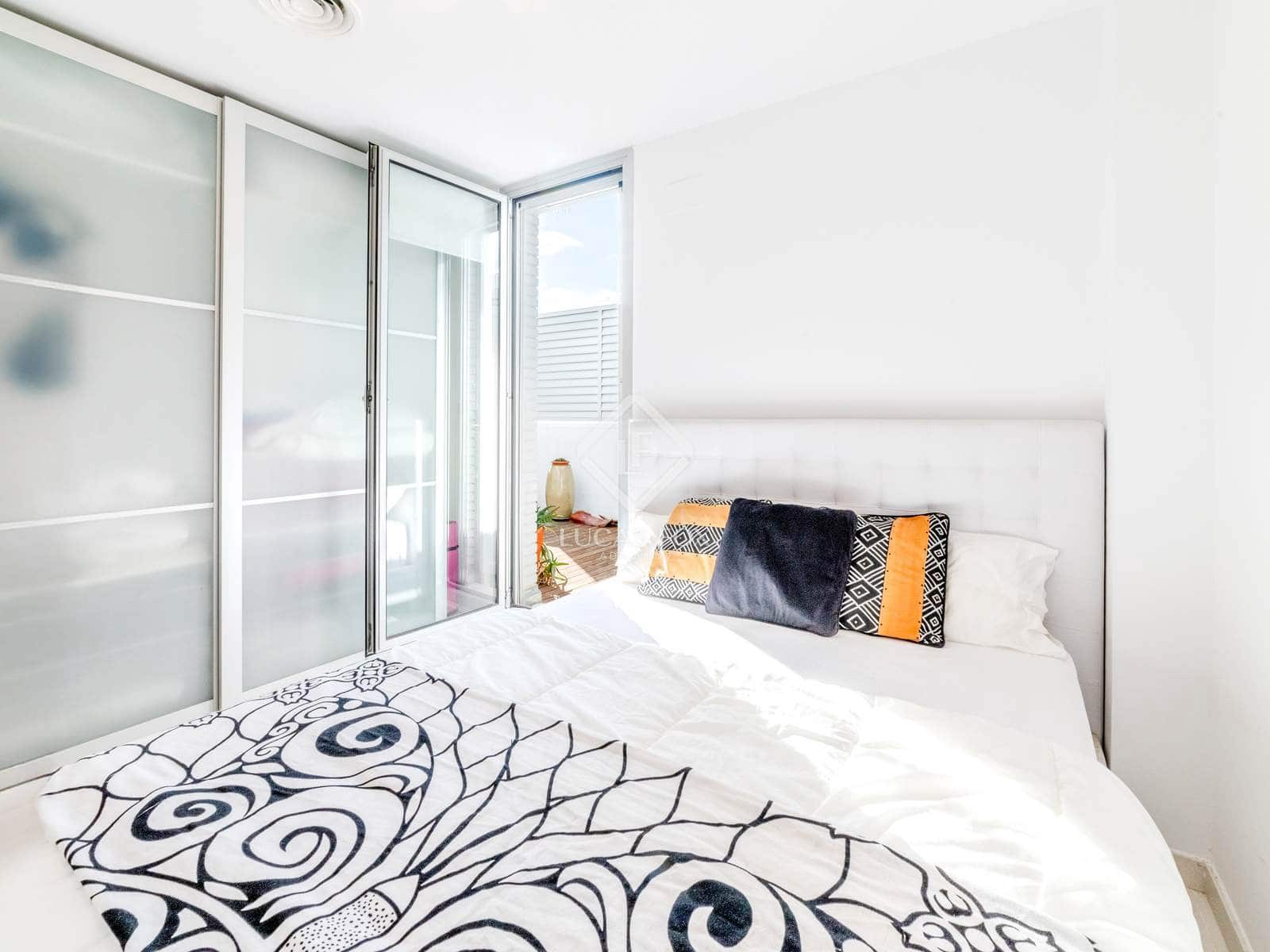 Apartamento de 3 habitaciones en Sant Pere de Ribes en venta con piscina garaje - 630.000 € (Ref: 9451497)