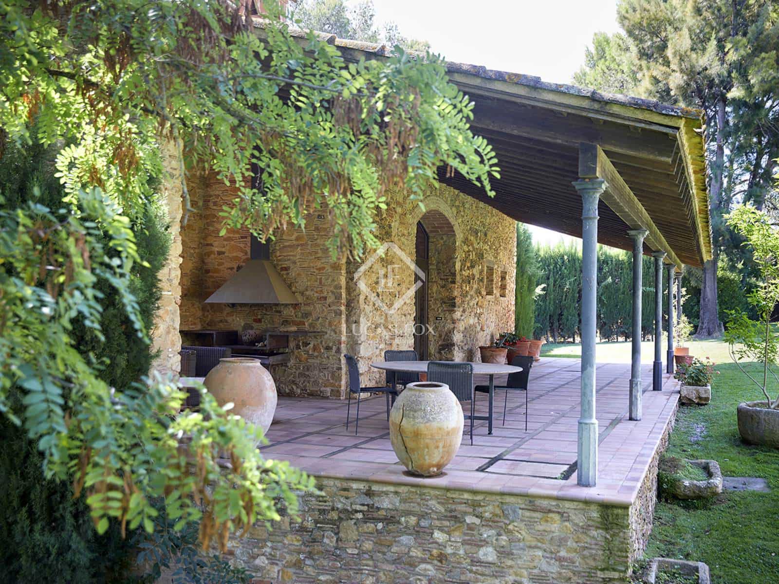 9 chambre Finca/Maison de Campagne à vendre à Fonteta avec piscine garage - 2 300 000 € (Ref: 9451498)