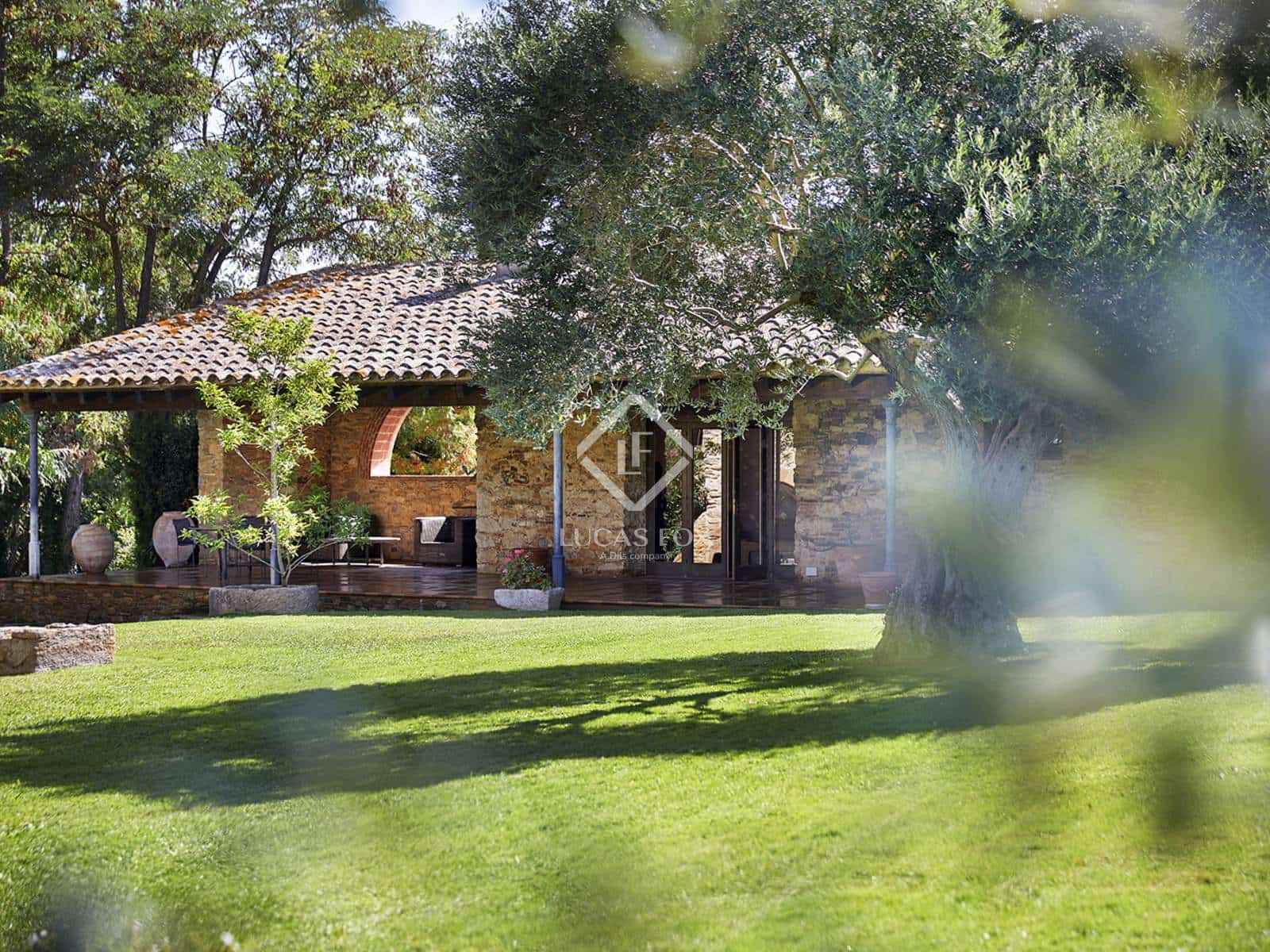 9 chambre Finca/Maison de Campagne à vendre à Fonteta avec piscine garage - 2 300 000 € (Ref: 9451498)