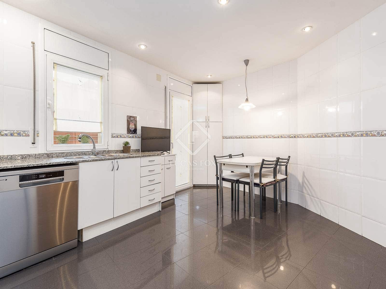 4 slaapkamer Penthouse te koop in Barcelona stad met garage - € 998.500 (Ref: 9452496)