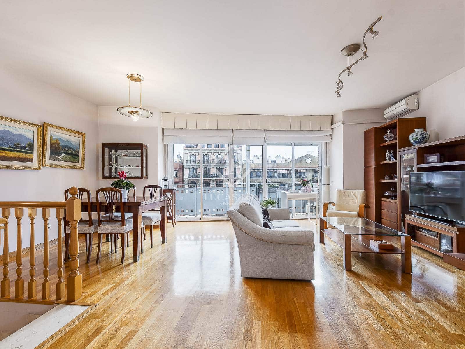 4 slaapkamer Penthouse te koop in Barcelona stad met garage - € 998.500 (Ref: 9452496)