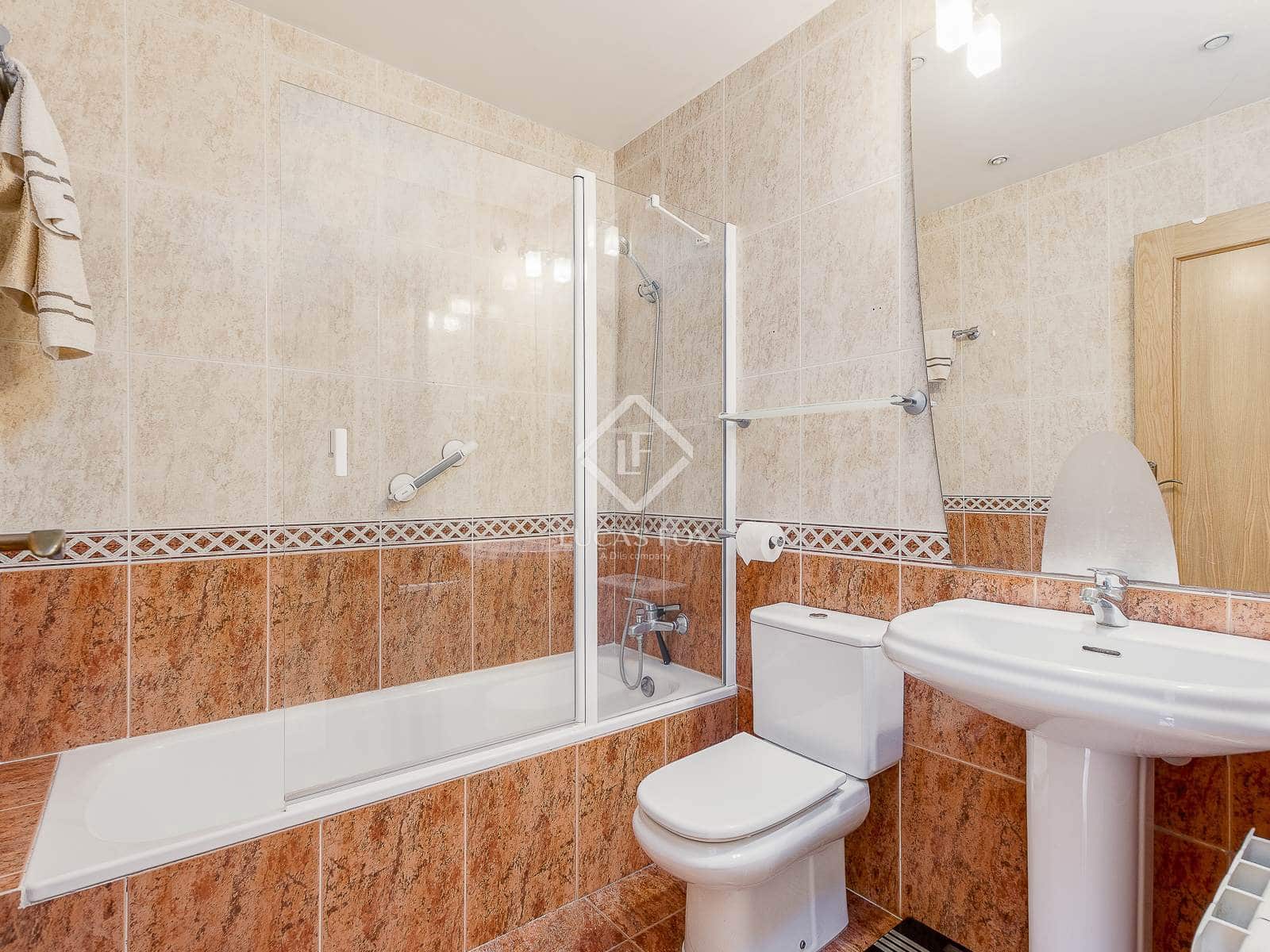 4 slaapkamer Penthouse te koop in Barcelona stad met garage - € 998.500 (Ref: 9452496)