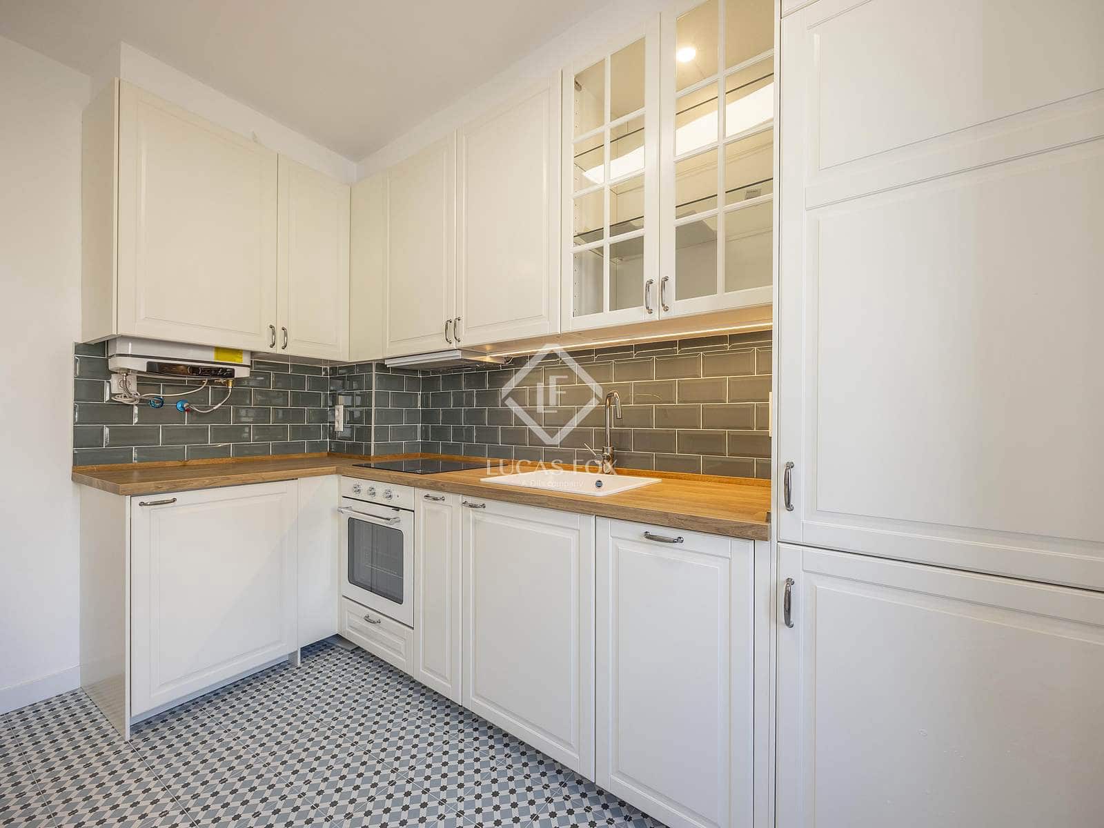 3 Zimmer Apartment zu vermieten in Valencia Stadt - 2.000 € (Ref: 9453618)