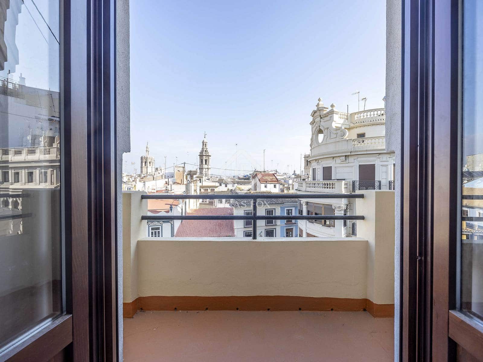 3 Zimmer Apartment zu vermieten in Valencia Stadt - 2.000 € (Ref: 9453618)