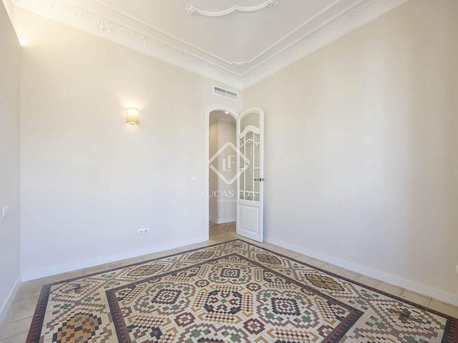 3 Zimmer Apartment zu vermieten in Valencia Stadt - 2.000 € (Ref: 9453618)