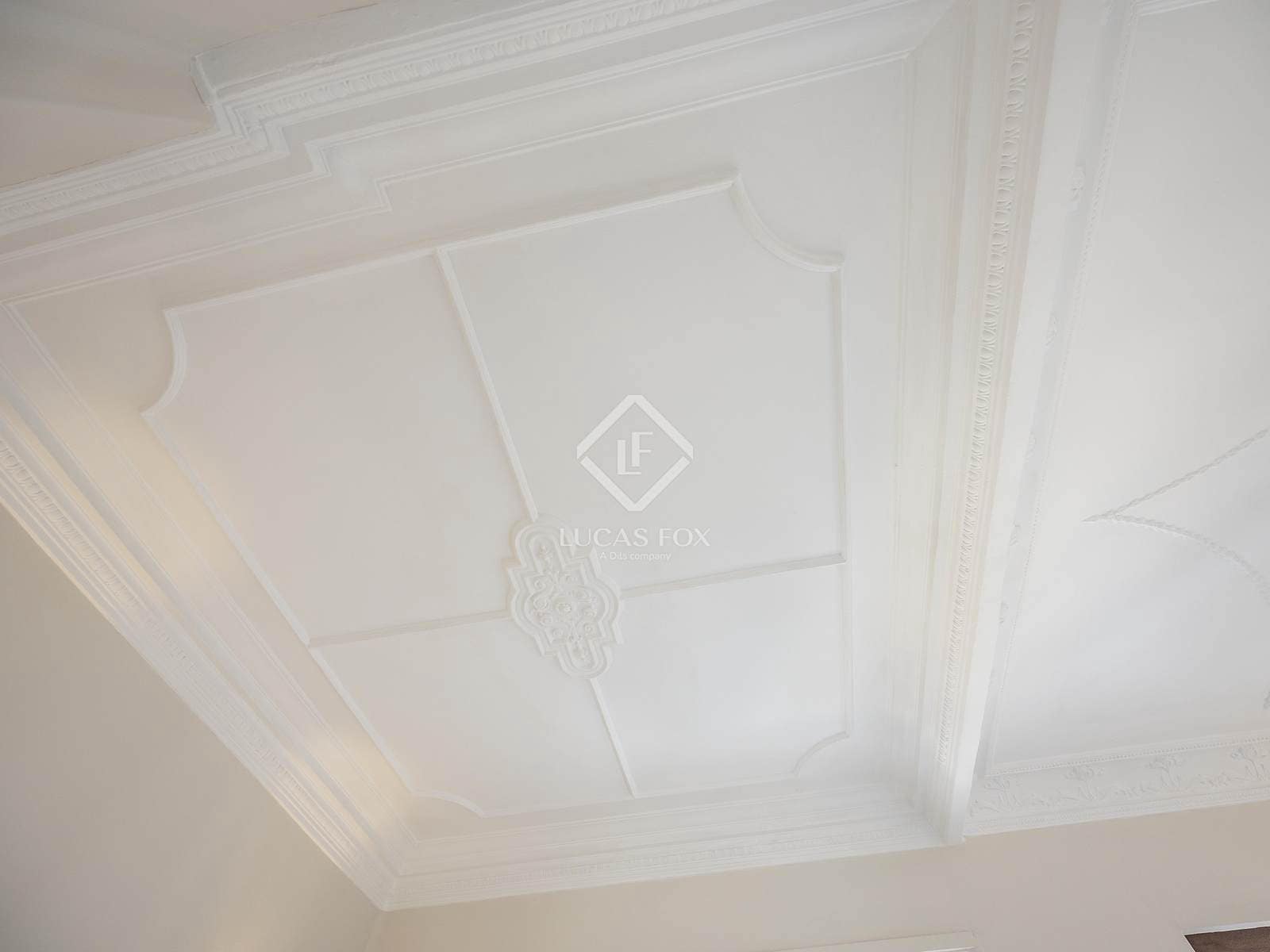 3 Zimmer Apartment zu vermieten in Valencia Stadt - 2.000 € (Ref: 9453618)