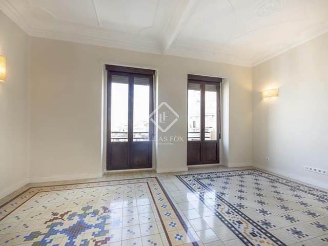 3 slaapkamer Appartement te huur in Valencia stad - € 2.000 (Ref: 9453618)