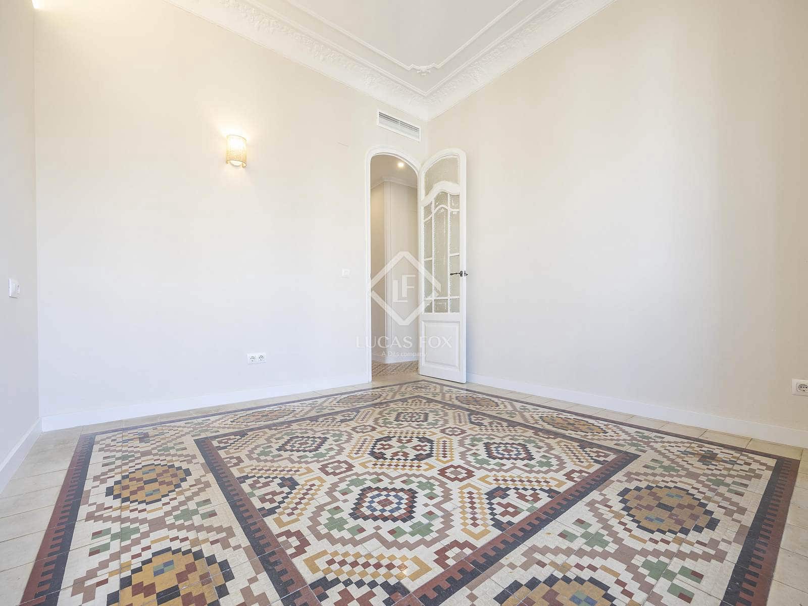 3 Zimmer Apartment zu vermieten in Valencia Stadt - 2.000 € (Ref: 9453618)