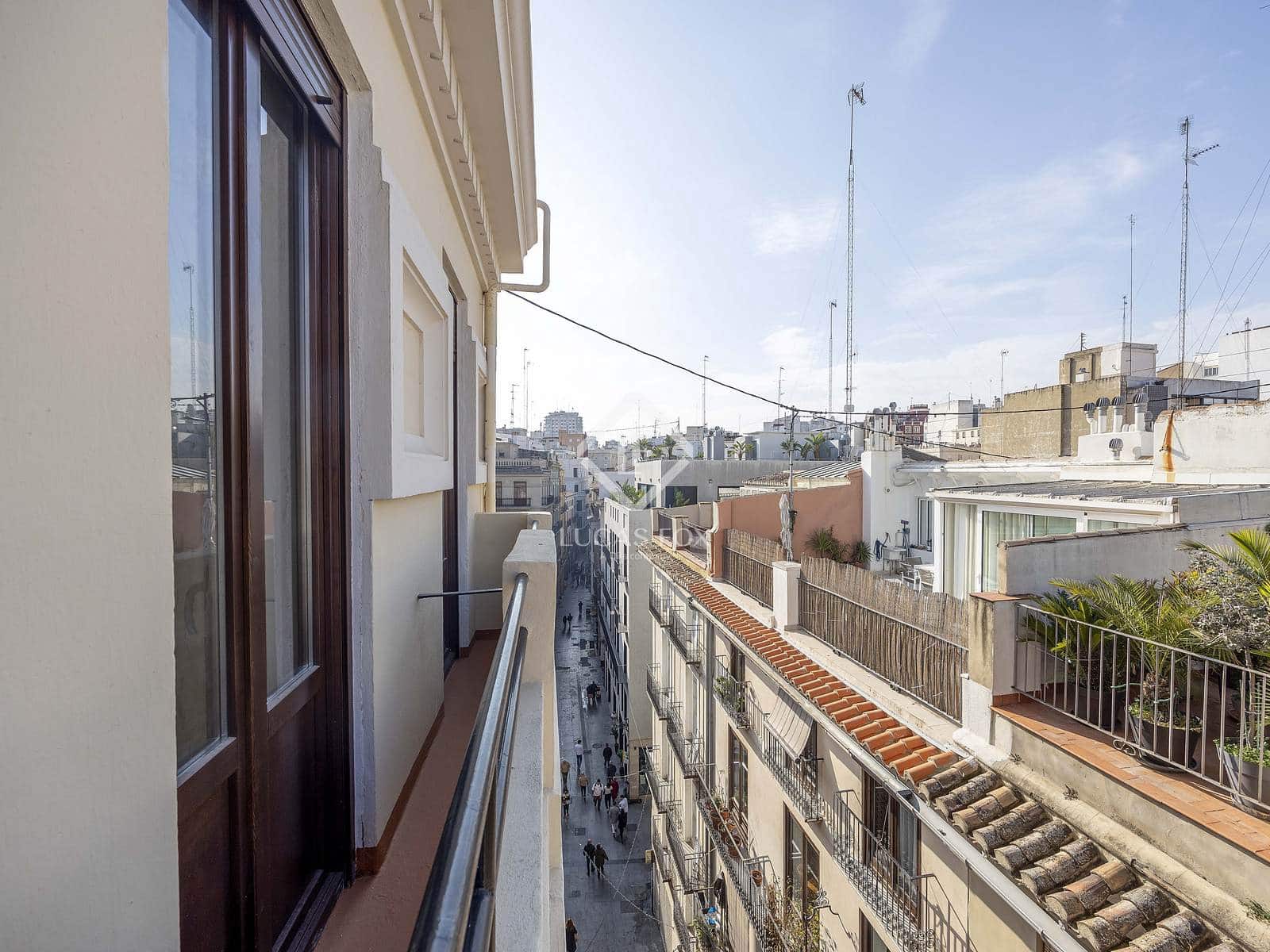 3 Zimmer Apartment zu vermieten in Valencia Stadt - 2.000 € (Ref: 9453618)