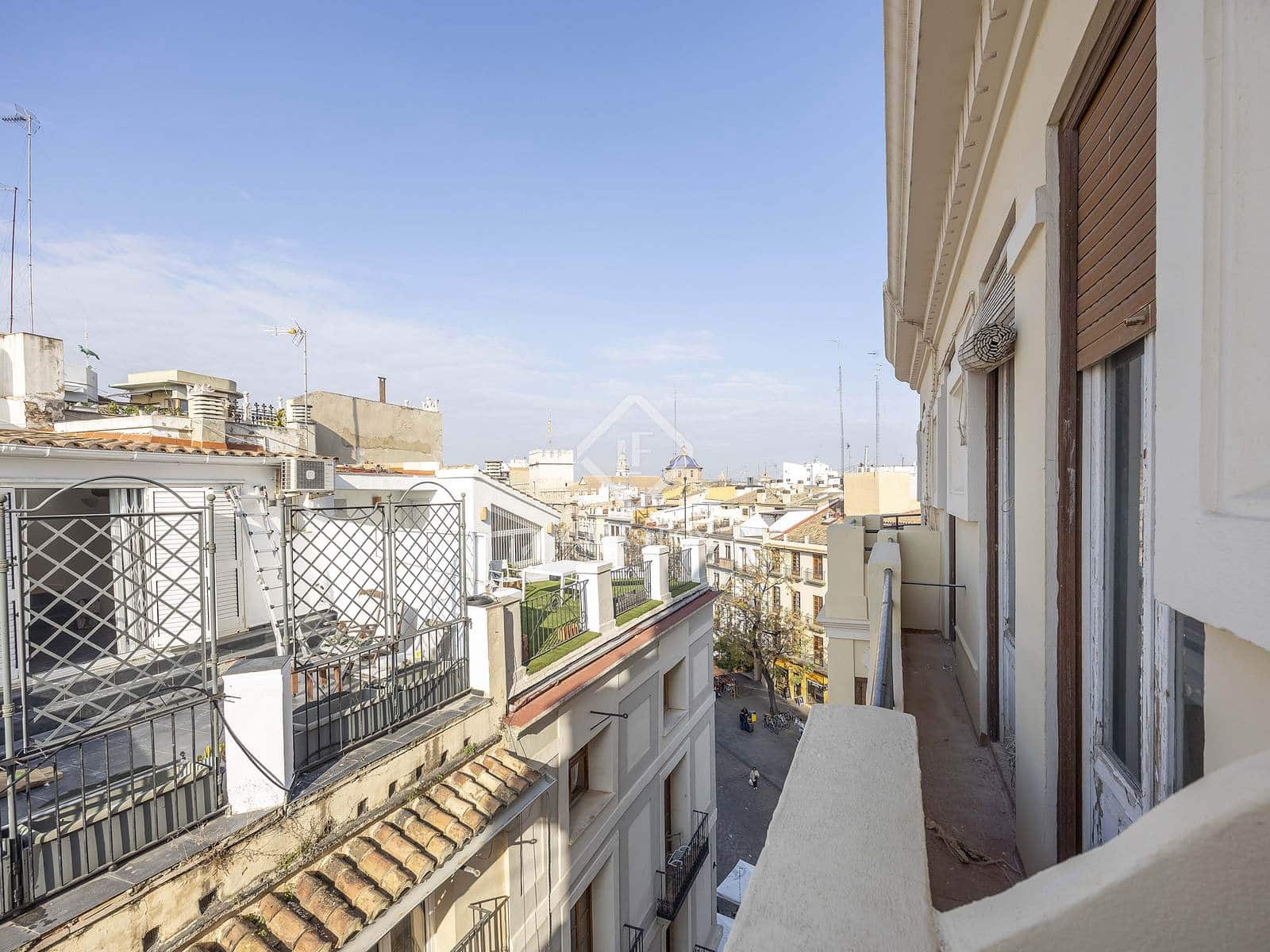 3 Zimmer Apartment zu vermieten in Valencia Stadt - 2.000 € (Ref: 9453618)