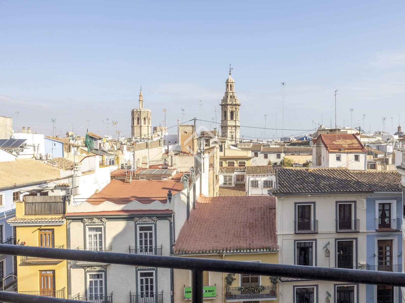 3 Zimmer Apartment zu vermieten in Valencia Stadt - 2.000 € (Ref: 9453618)