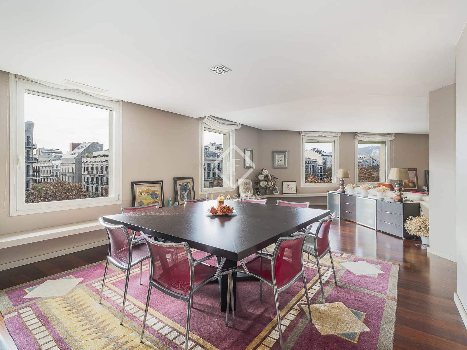 3 slaapkamer Appartement te koop in Barcelona stad - € 2.250.000 (Ref: 9454708)