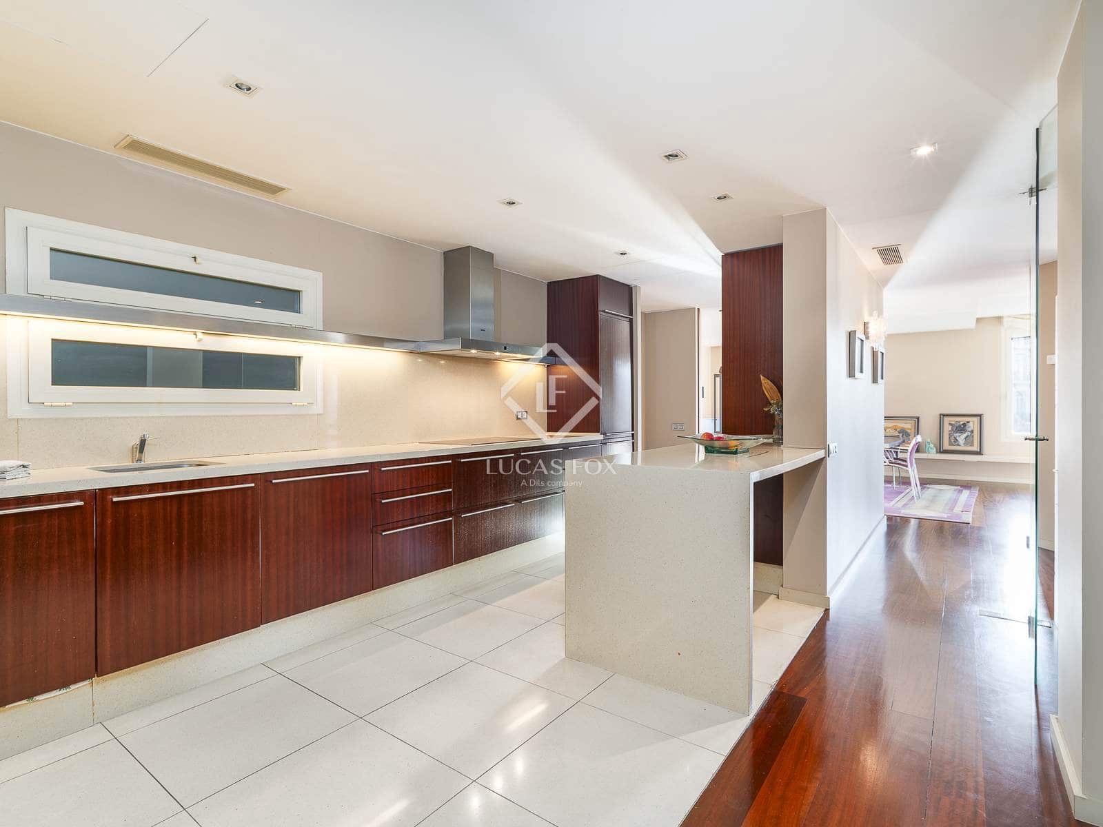 3 slaapkamer Appartement te koop in Barcelona stad - € 2.250.000 (Ref: 9454708)