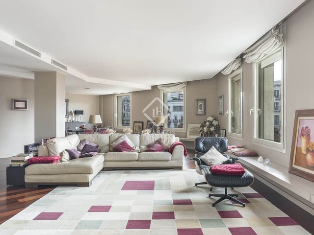 3 slaapkamer Appartement te koop in Barcelona stad - € 2.250.000 (Ref: 9454708)