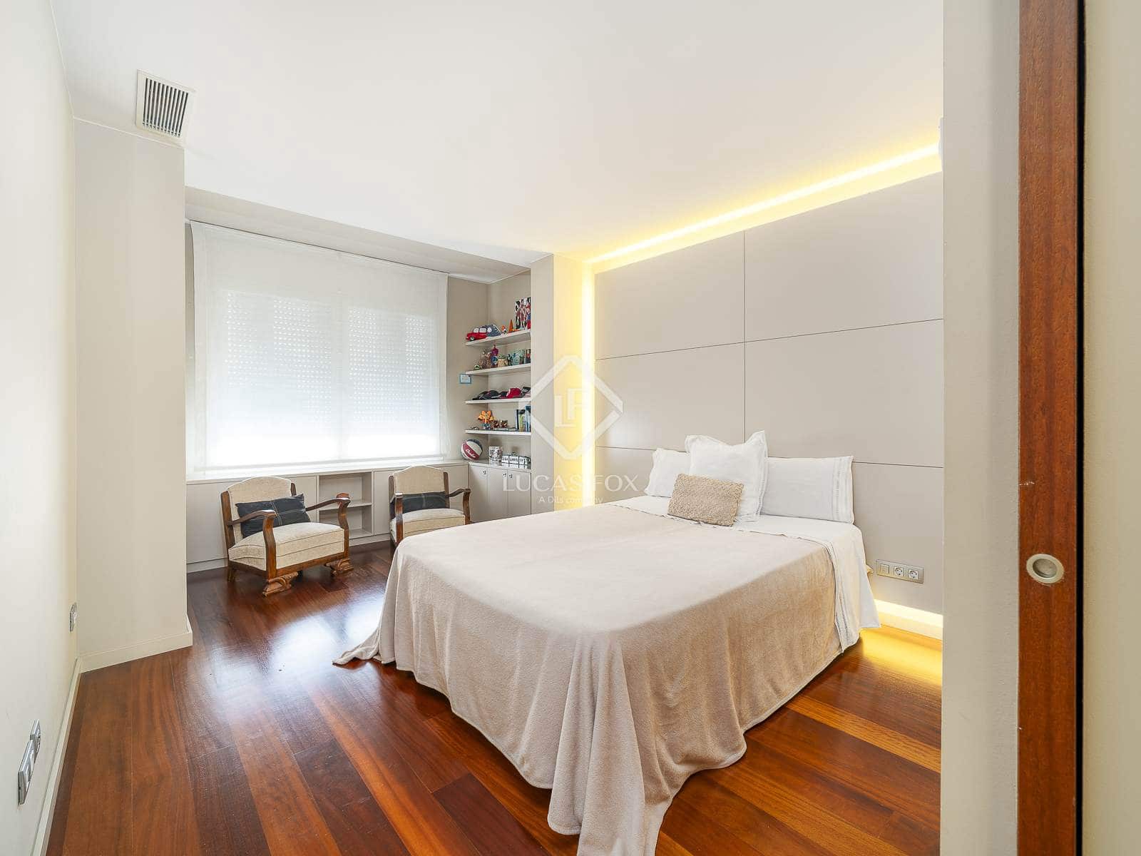 3 slaapkamer Appartement te koop in Barcelona stad - € 2.250.000 (Ref: 9454708)