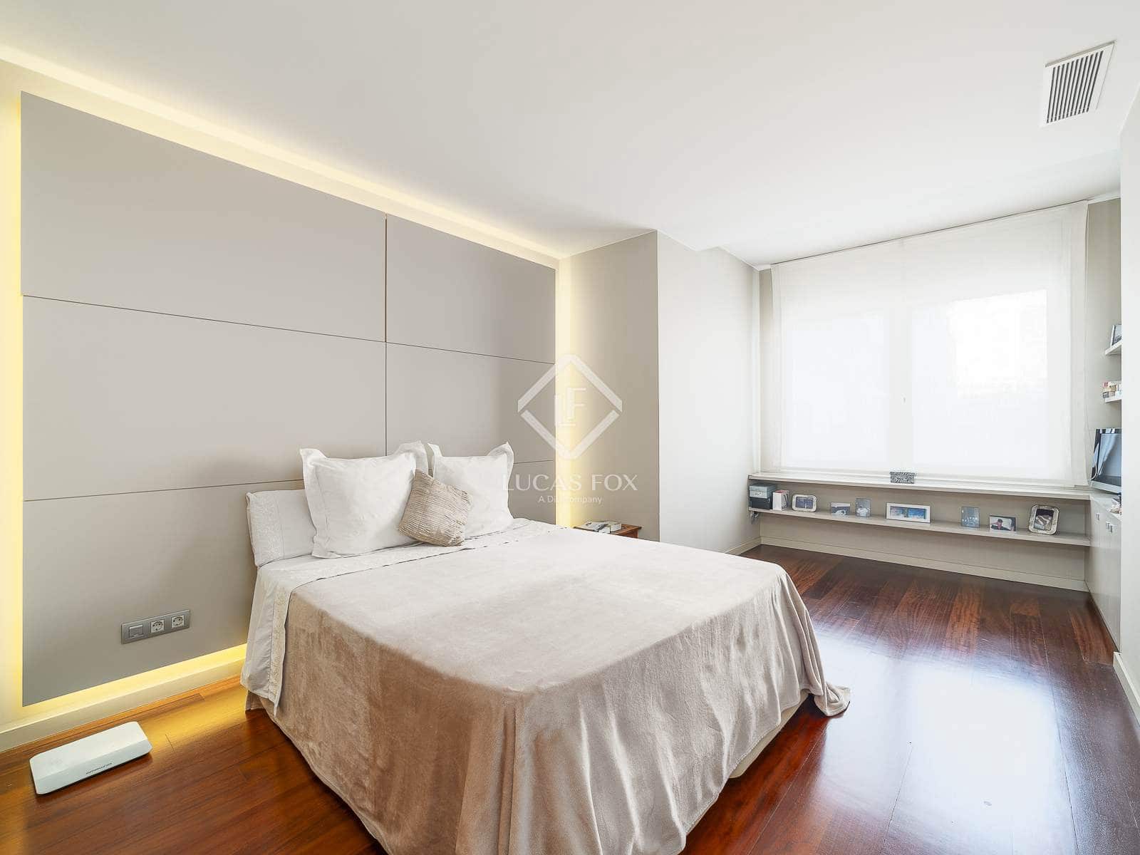3 slaapkamer Appartement te koop in Barcelona stad - € 2.250.000 (Ref: 9454708)