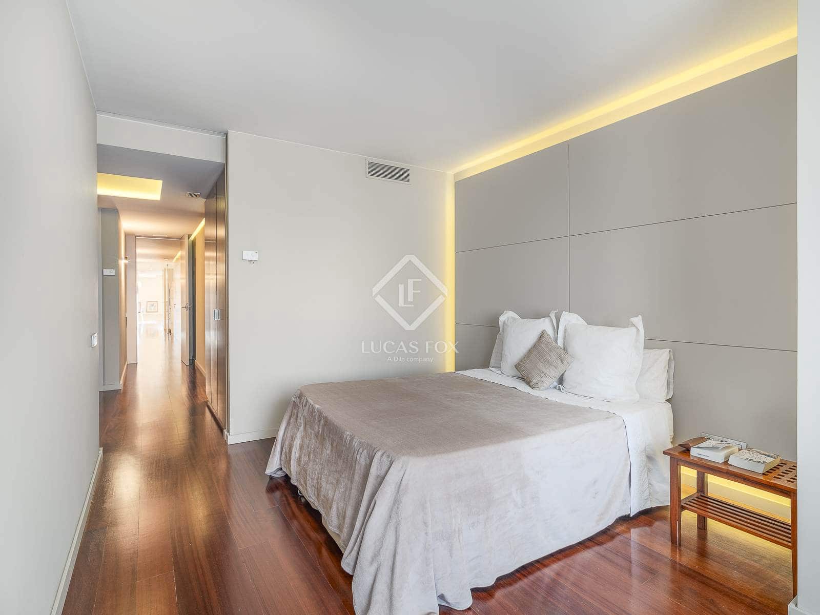 3 slaapkamer Appartement te koop in Barcelona stad - € 2.250.000 (Ref: 9454708)