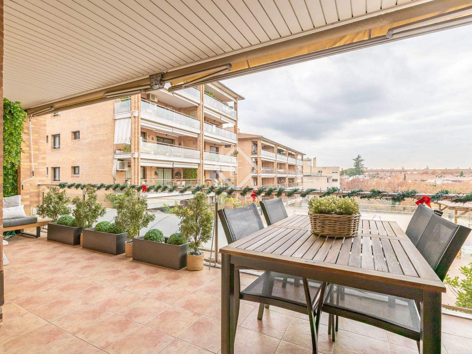 3 chambre Appartement à vendre à Sant Cugat del Valles avec piscine garage - 790 000 € (Ref: 9454711)