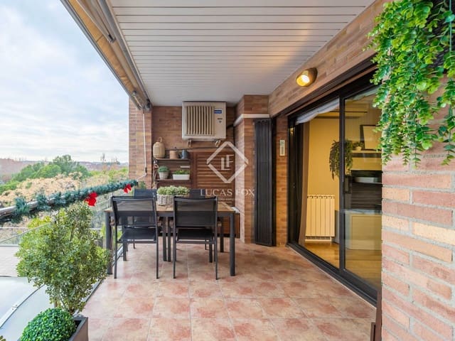 3 soveværelse Lejlighed til salg i Sant Cugat del Vallès med swimmingpool garage - € 790.000 (Ref: 9454711)