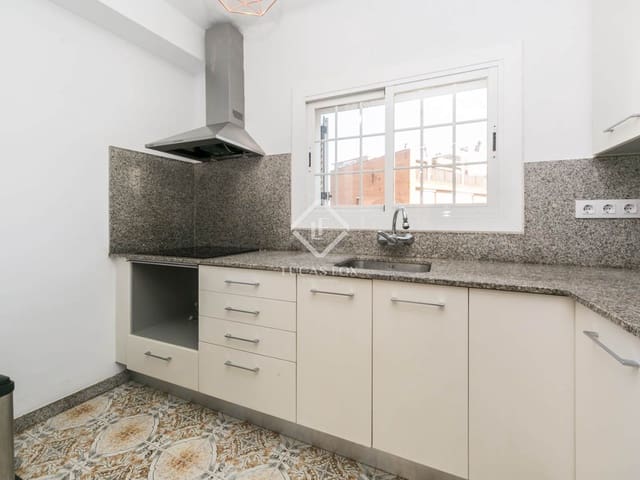 2 slaapkamer Appartement te huur in Castelldefels - € 1.500 (Ref: 9454797)