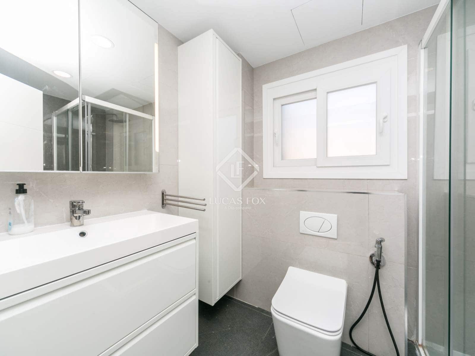 2 slaapkamer Appartement te huur in Castelldefels - € 1.500 (Ref: 9454797)