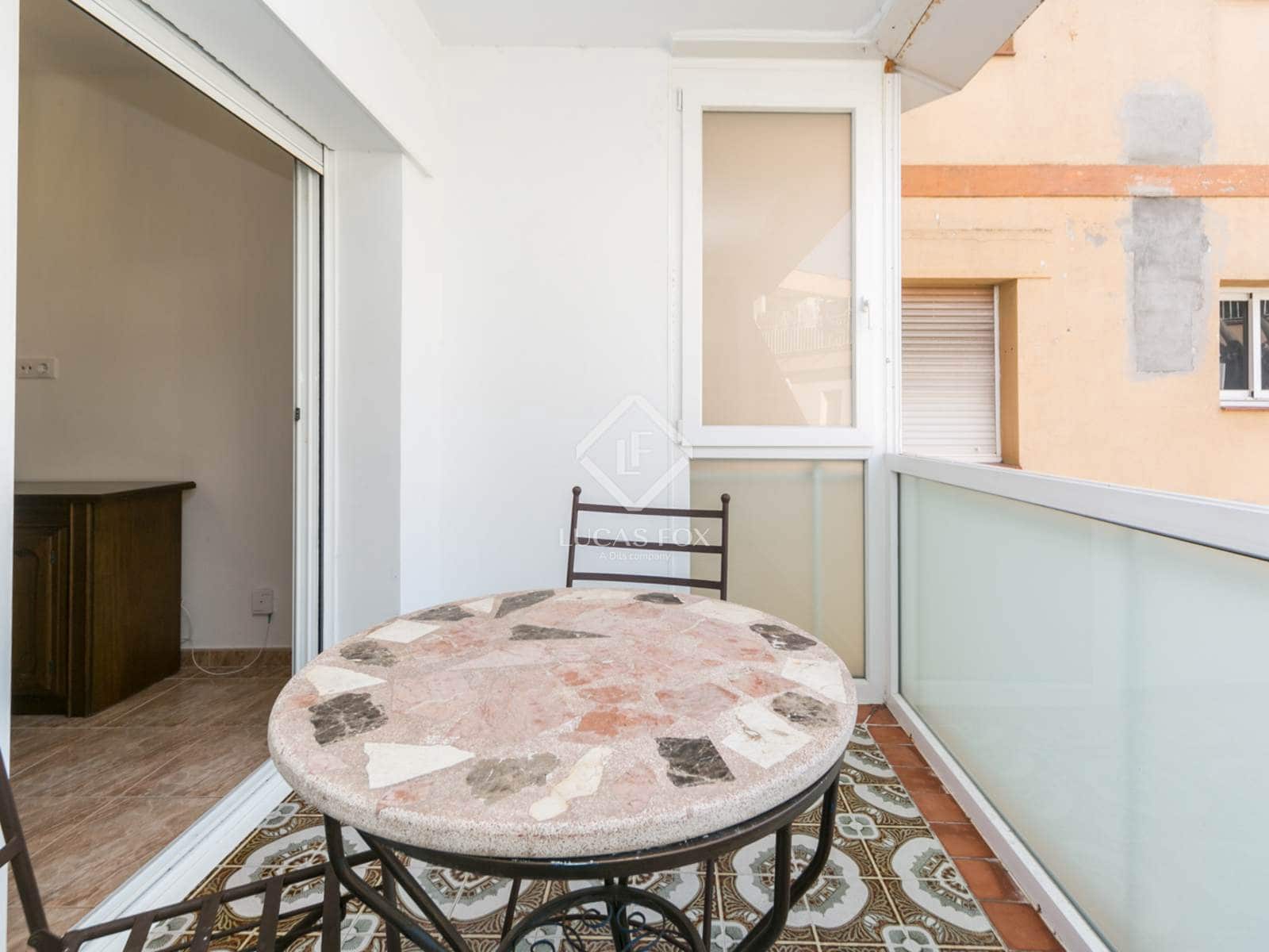 2 slaapkamer Appartement te huur in Castelldefels - € 1.500 (Ref: 9454797)