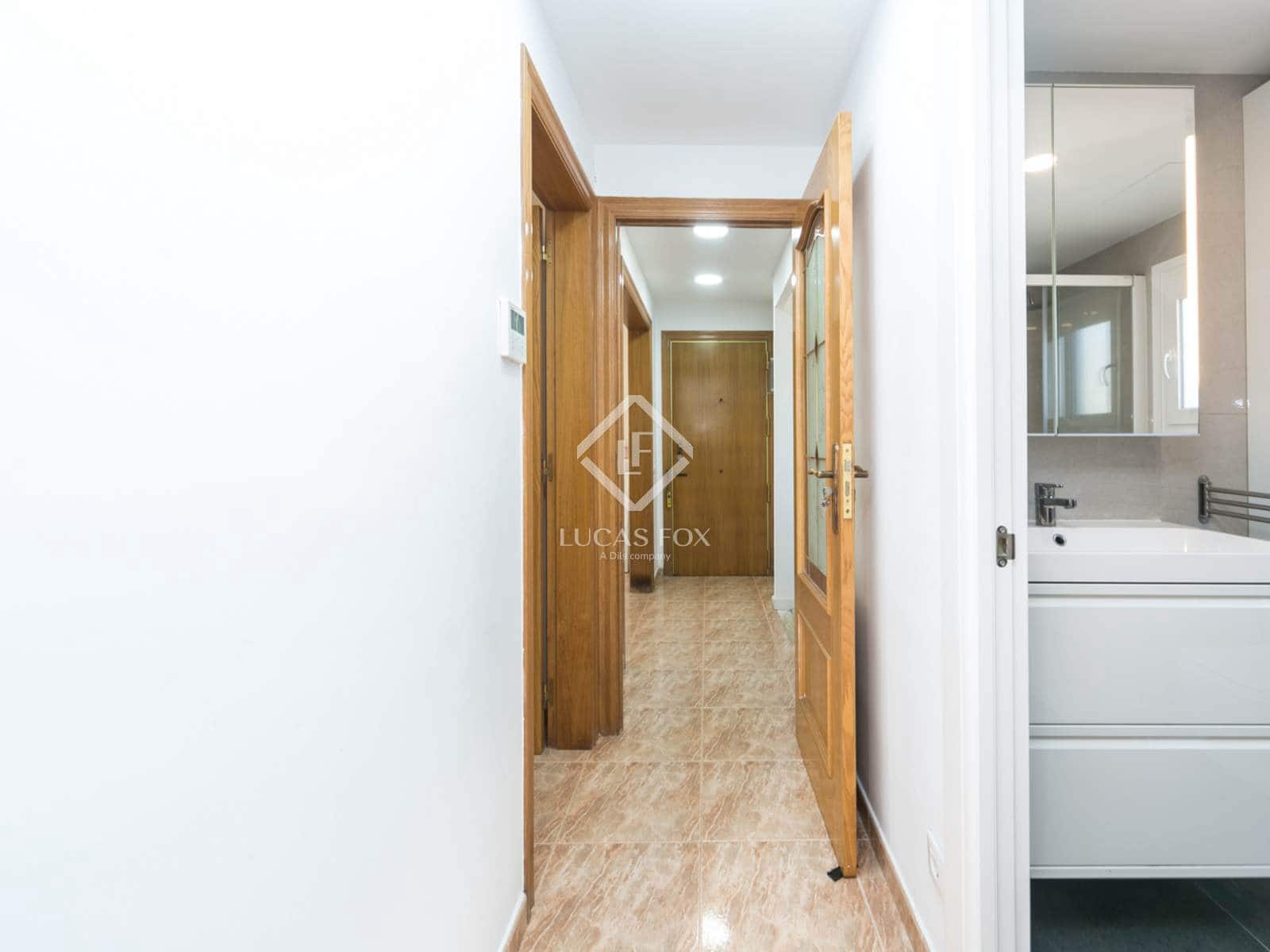 2 slaapkamer Appartement te huur in Castelldefels - € 1.500 (Ref: 9454797)