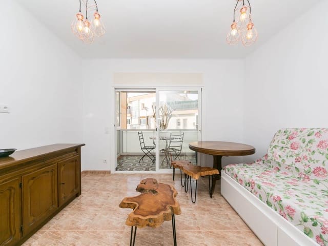 2 slaapkamer Appartement te huur in Castelldefels - € 1.500 (Ref: 9454797)