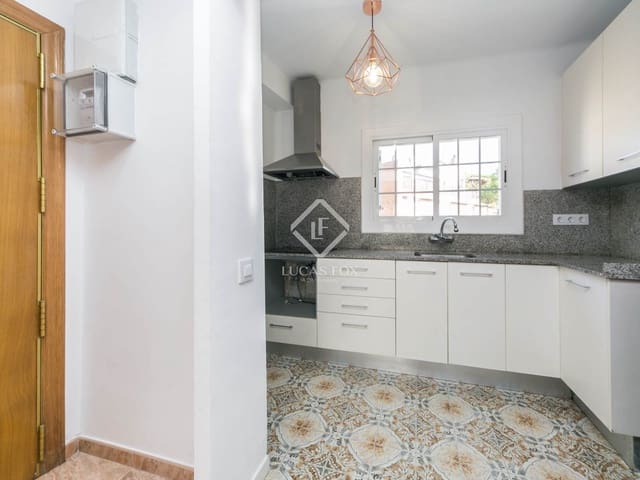 2 slaapkamer Appartement te huur in Castelldefels - € 1.500 (Ref: 9454797)