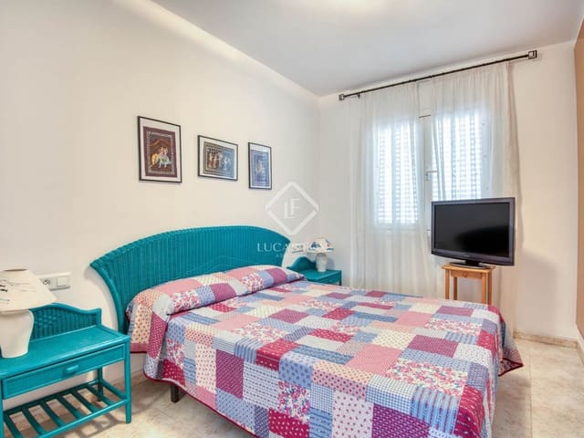 3 soverom Leilighet til salgs i Platja d'Aro, Castell-Platja d'Aro med svømmebasseng garasje - € 459 000 (Ref: 9454800)
