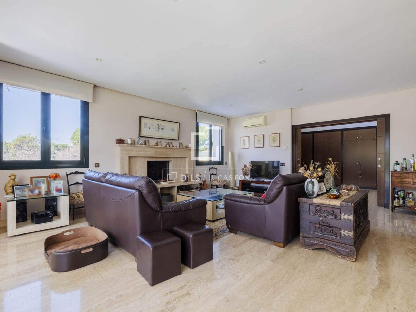 6 soveværelse Villa til salg i Boadilla del Monte med swimmingpool garage - € 3.430.000 (Ref: 9454801)