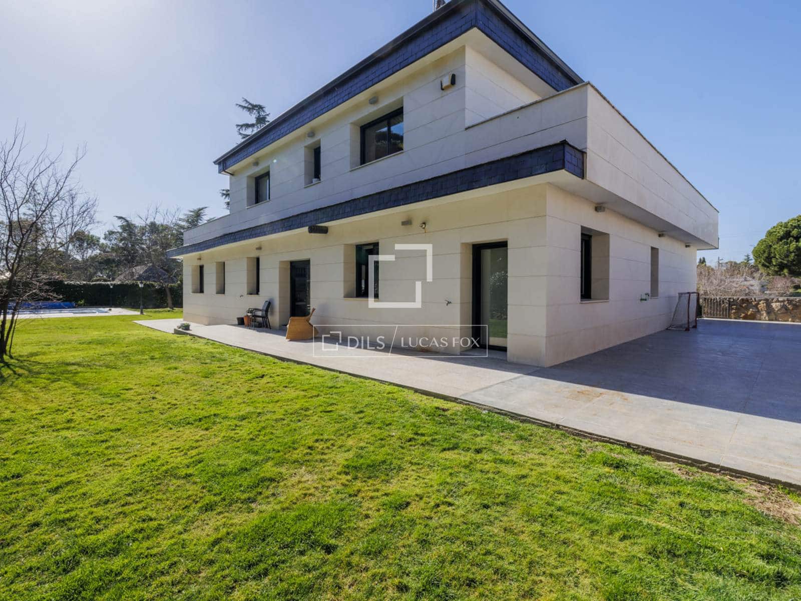 6 soveværelse Villa til salg i Boadilla del Monte med swimmingpool garage - € 3.430.000 (Ref: 9454801)