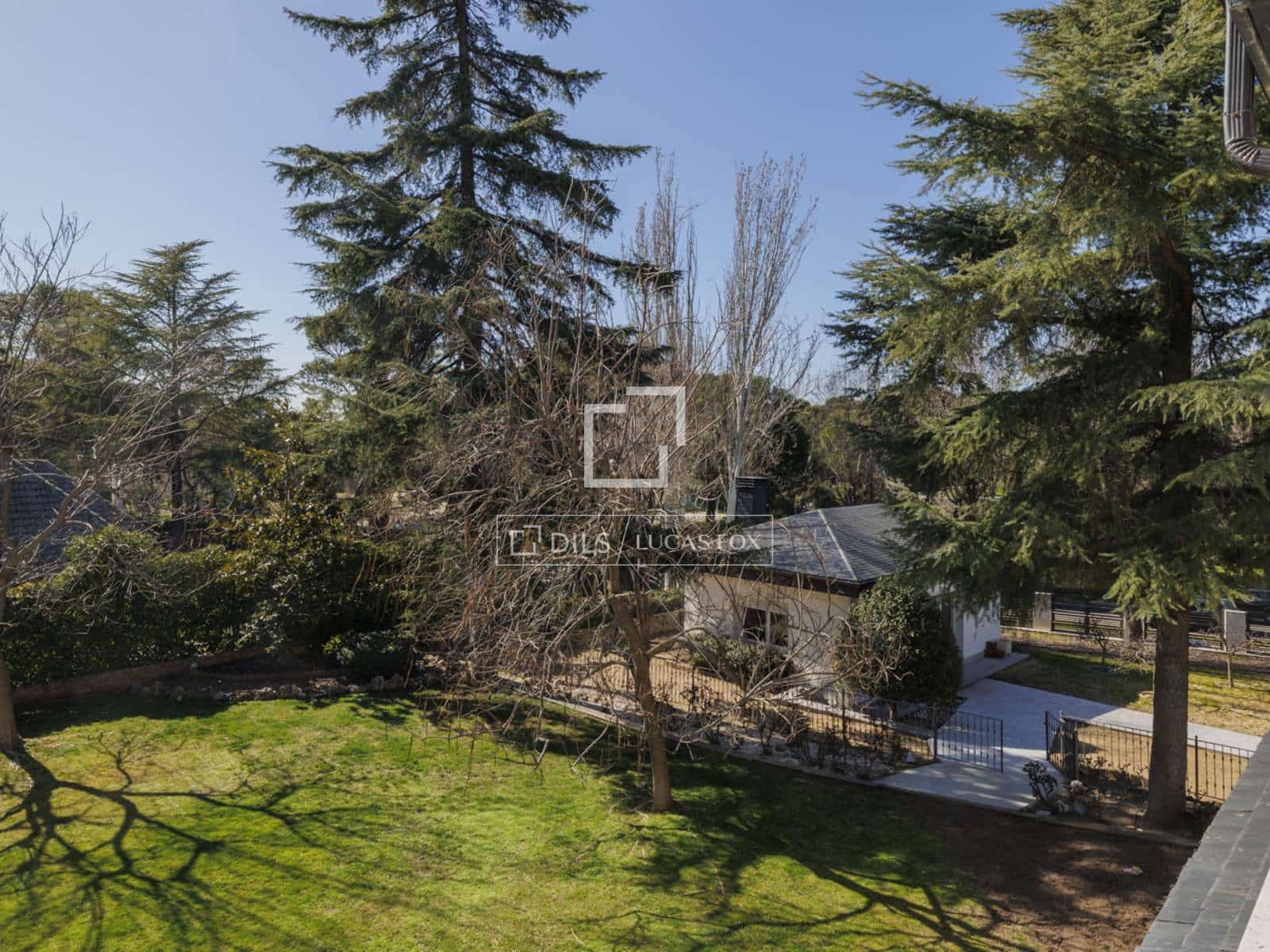 6 soveværelse Villa til salg i Boadilla del Monte med swimmingpool garage - € 3.430.000 (Ref: 9454801)