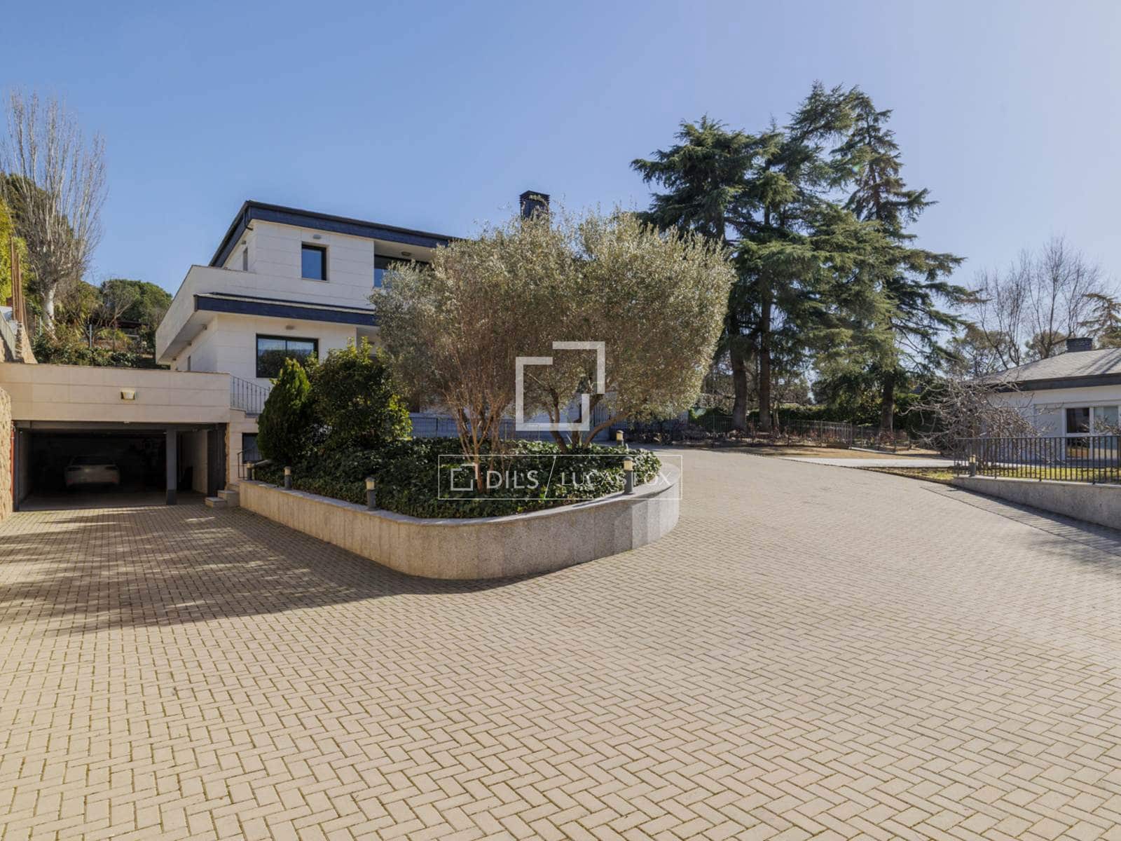 6 soveværelse Villa til salg i Boadilla del Monte med swimmingpool garage - € 3.430.000 (Ref: 9454801)