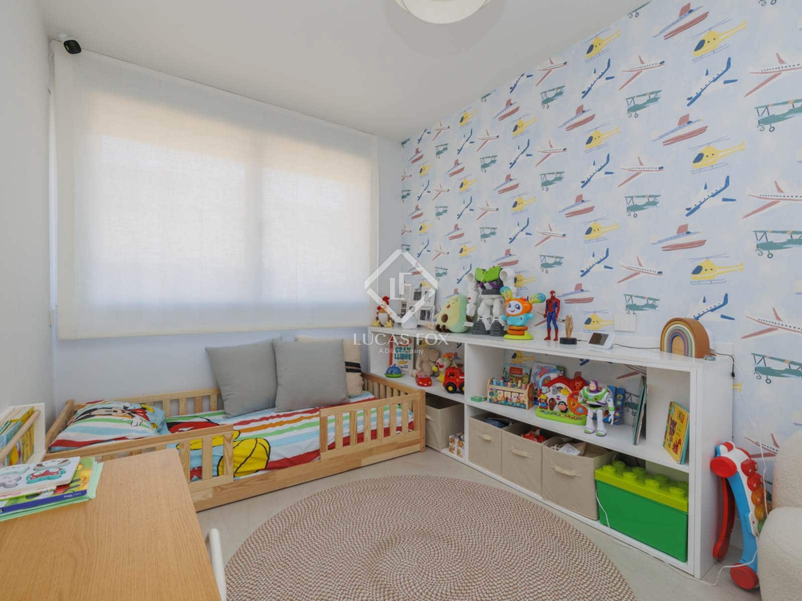 4 makuuhuone Huvila vuokrattavana paikassa Pozuelo de Alarcon mukana uima-altaan - 4 500 € (Ref: 9454802)