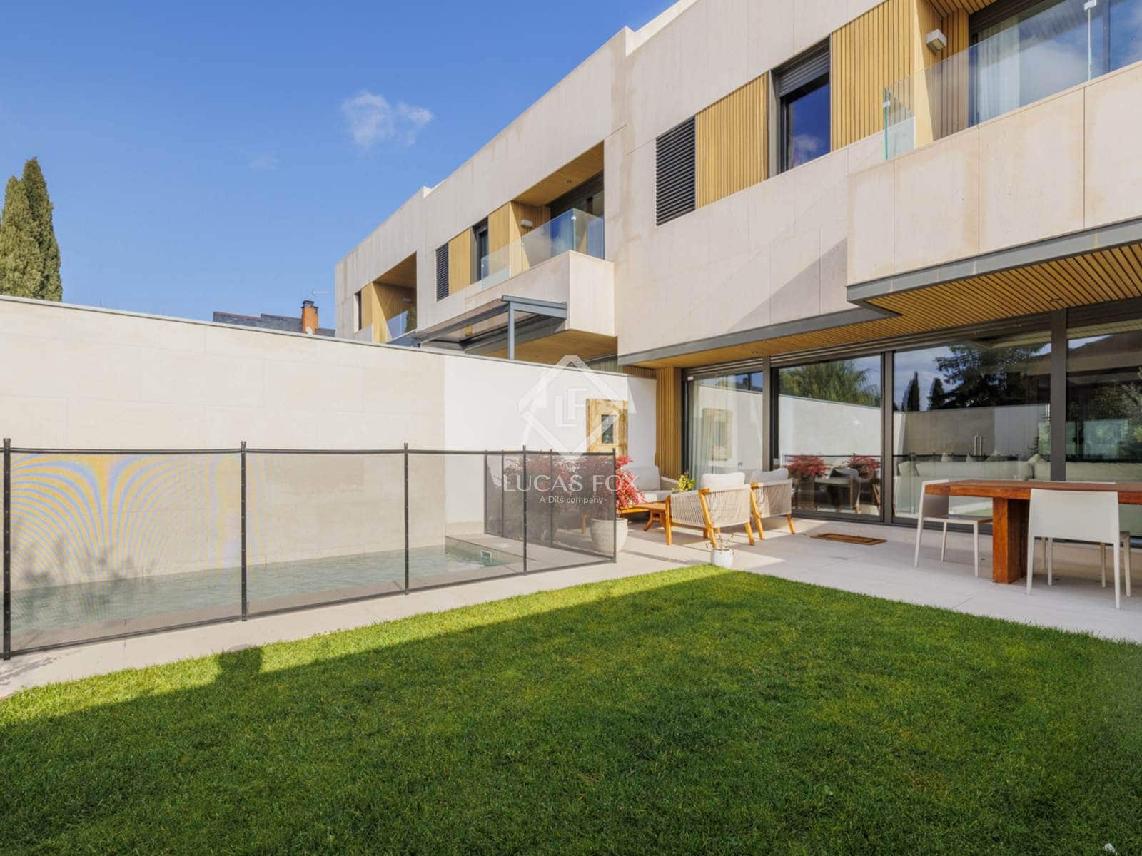 4 makuuhuone Huvila vuokrattavana paikassa Pozuelo de Alarcon mukana uima-altaan - 4 500 € (Ref: 9454802)