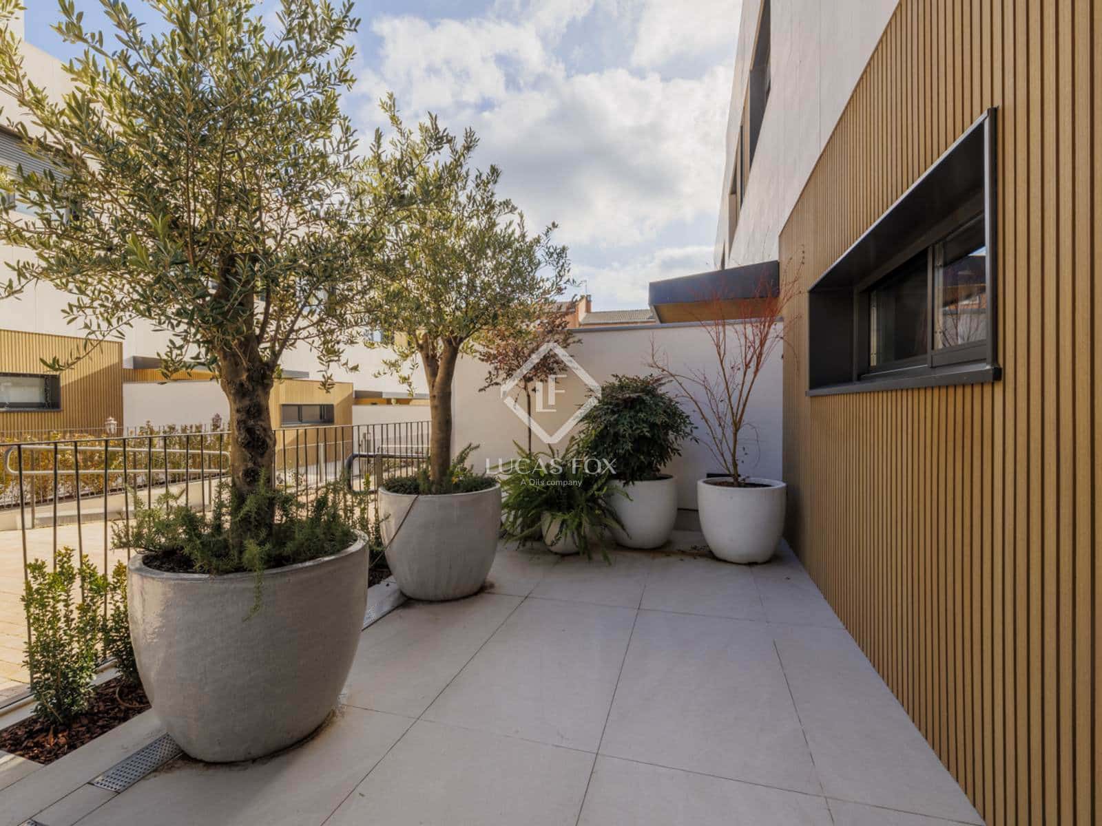 4 makuuhuone Huvila vuokrattavana paikassa Pozuelo de Alarcon mukana uima-altaan - 4 500 € (Ref: 9454802)