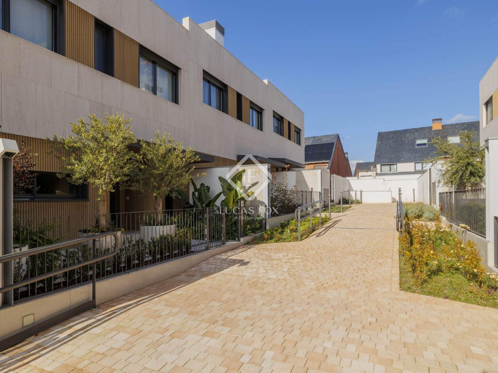 4 makuuhuone Huvila vuokrattavana paikassa Pozuelo de Alarcon mukana uima-altaan - 4 500 € (Ref: 9454802)