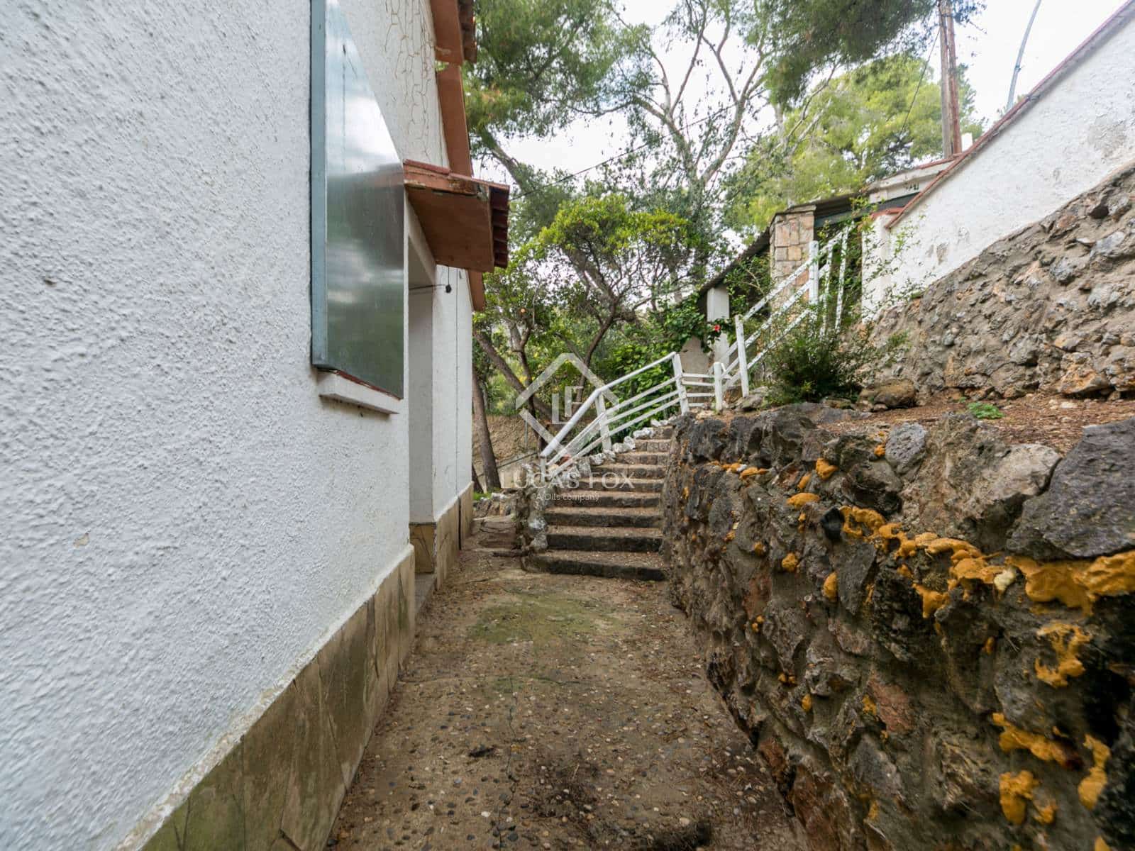 Villa til salgs i Castelldefels med svømmebasseng - € 990 000 (Ref: 9460594)